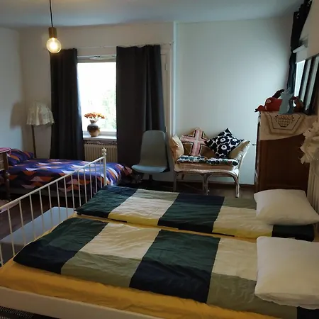 Cozy Big Near Center *